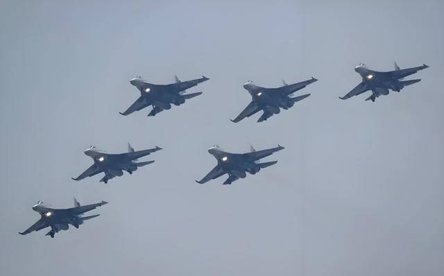 特朗普对华连开3枪,否定“台湾属于中国”?国民党递出两句话