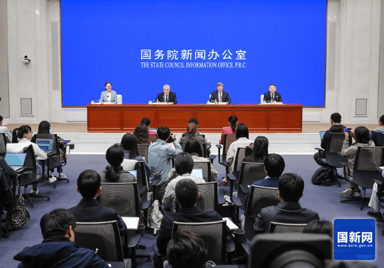 广东新人婚礼上的这个举动,被中央文明办点赞!网友:建议全国推广